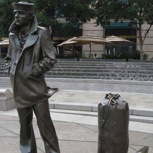 Meet your Posher, Chuck